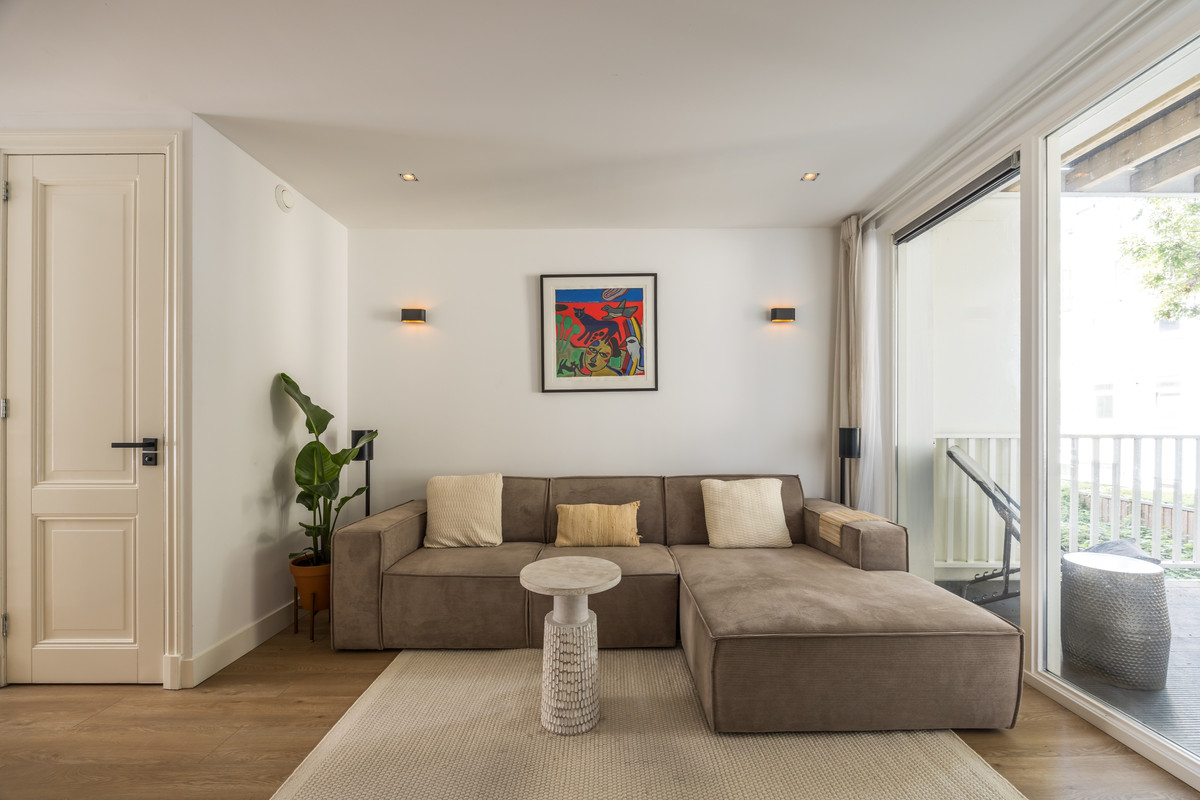 Studio te koop: Van Hogendorpstraat 100-1, Amsterdam