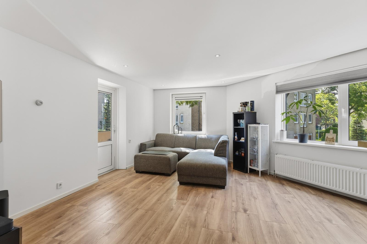 Appartement te koop: Naardingerland 66, Huizen