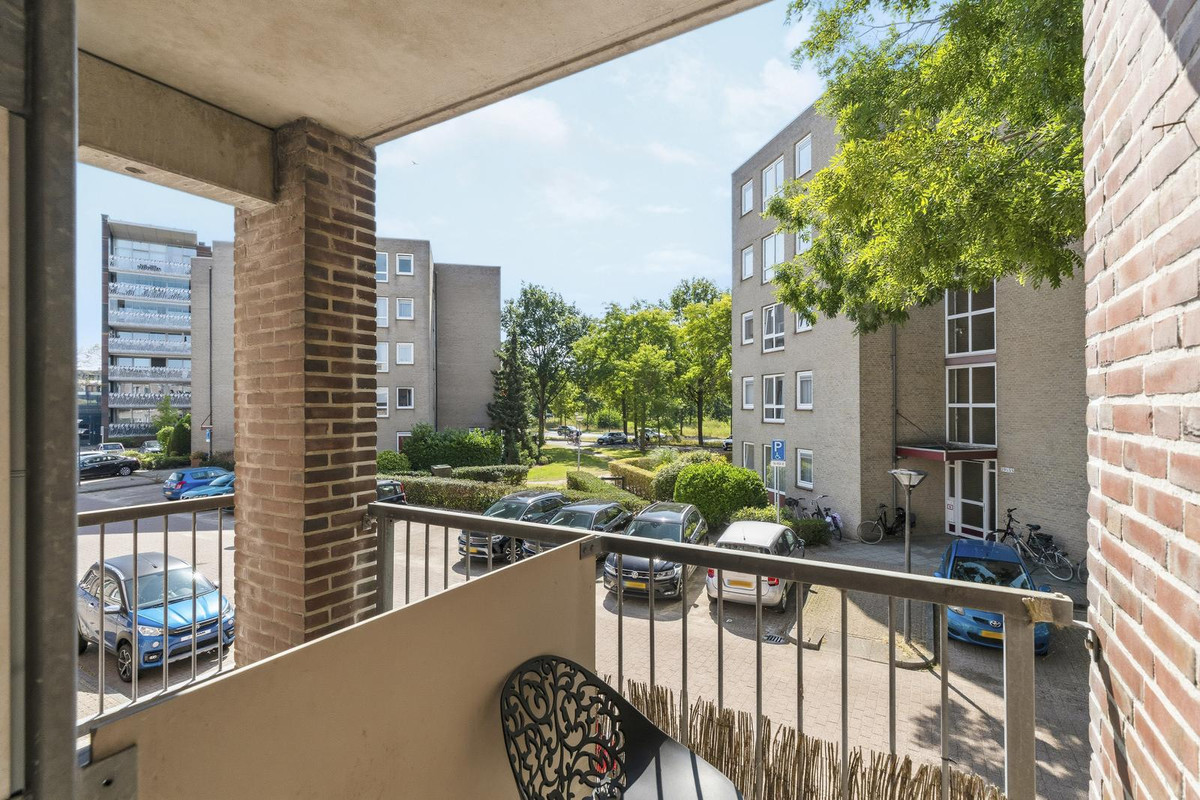 Appartement te koop: Naardingerland 66, Huizen