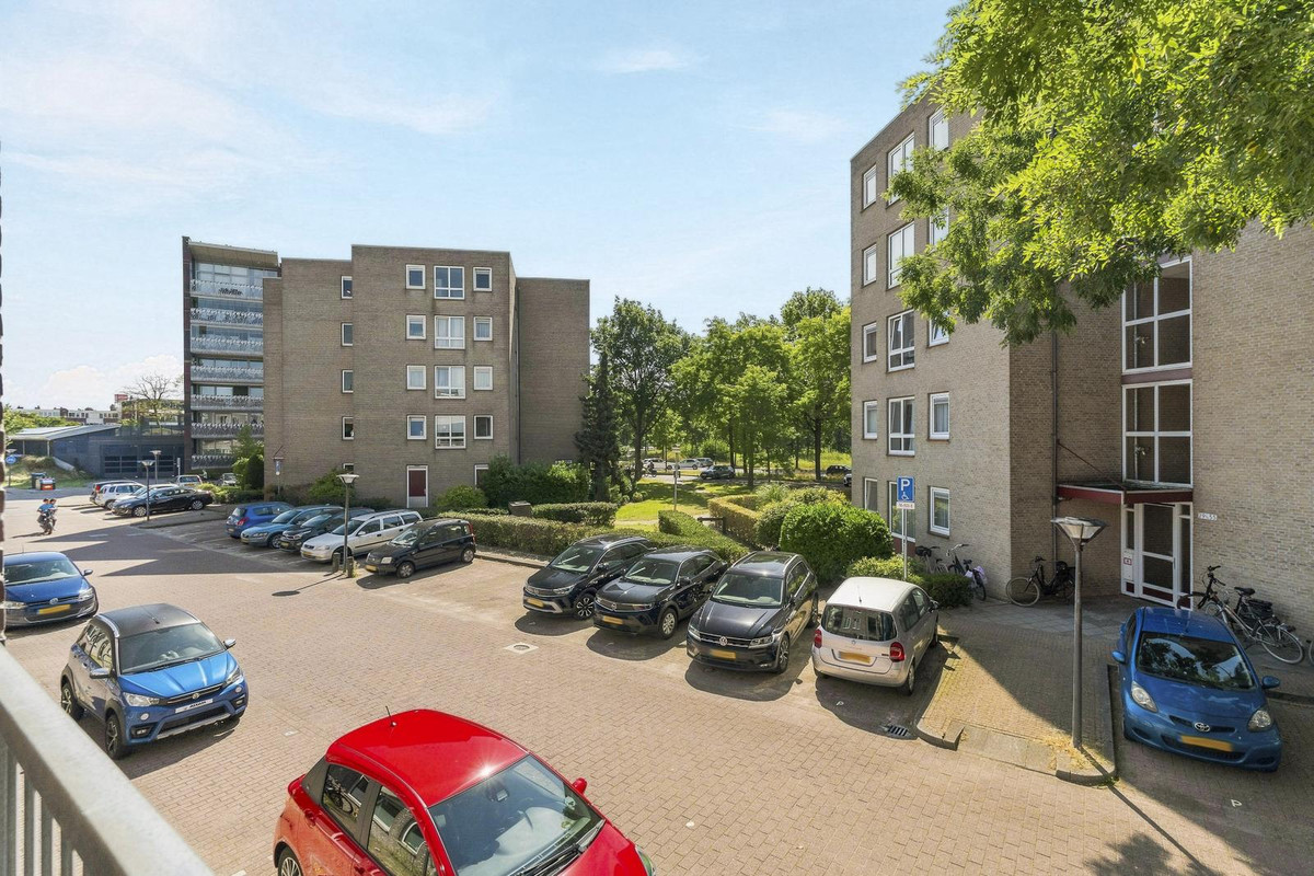 Appartement te koop: Naardingerland 66, Huizen