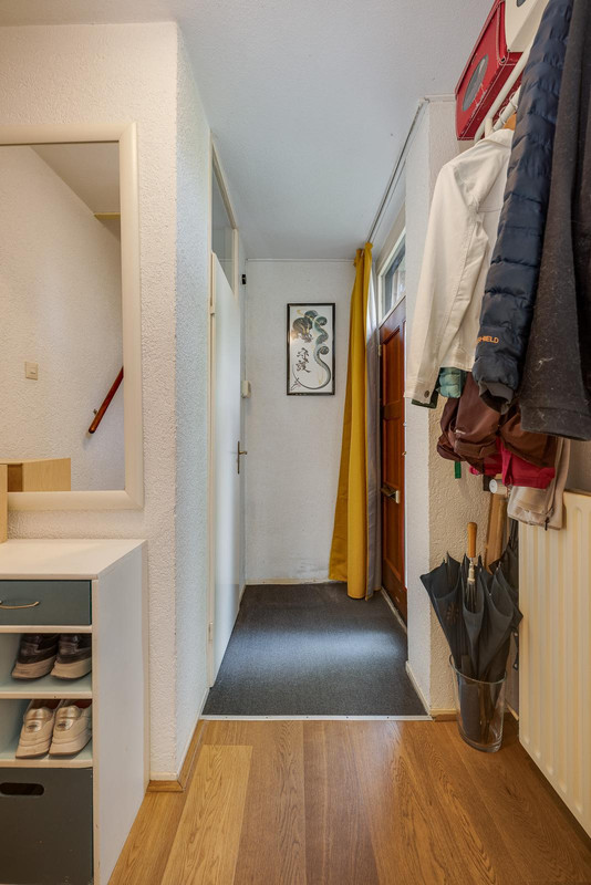 Tussenwoning te koop: Floriszpad 2, Voorschoten