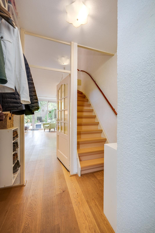 Tussenwoning te koop: Floriszpad 2, Voorschoten