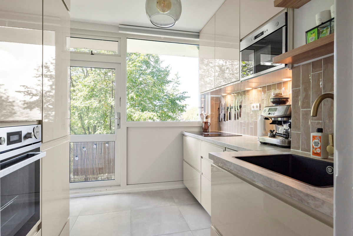 Appartement te koop: Ruslandstraat 111, Haarlem