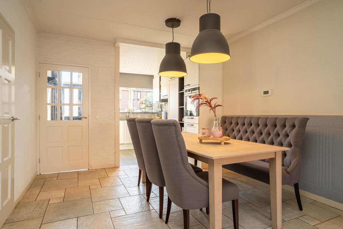 Hoekwoning te koop: Bultsbeekweg 17, Enschede