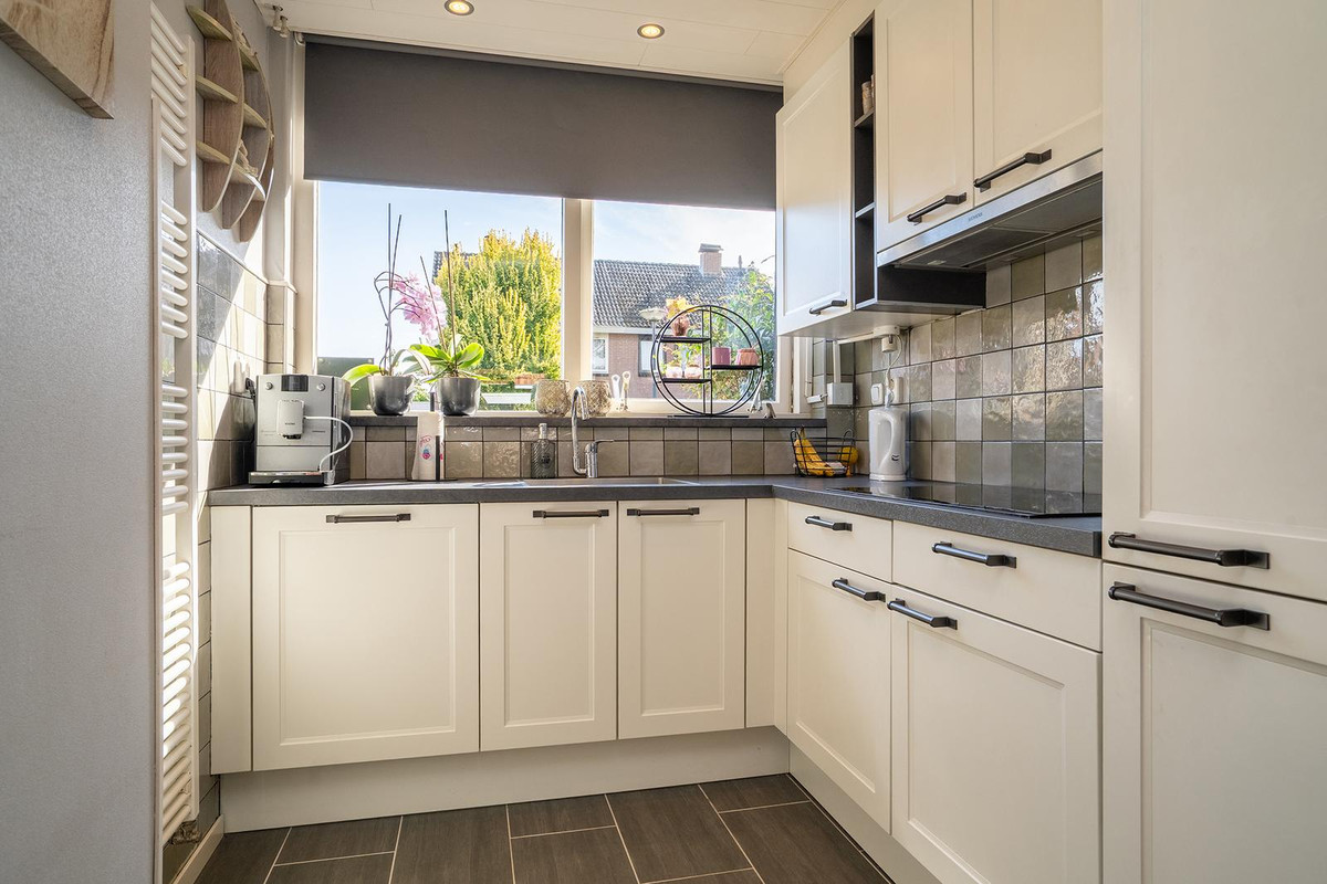 Hoekwoning te koop: Bultsbeekweg 17, Enschede