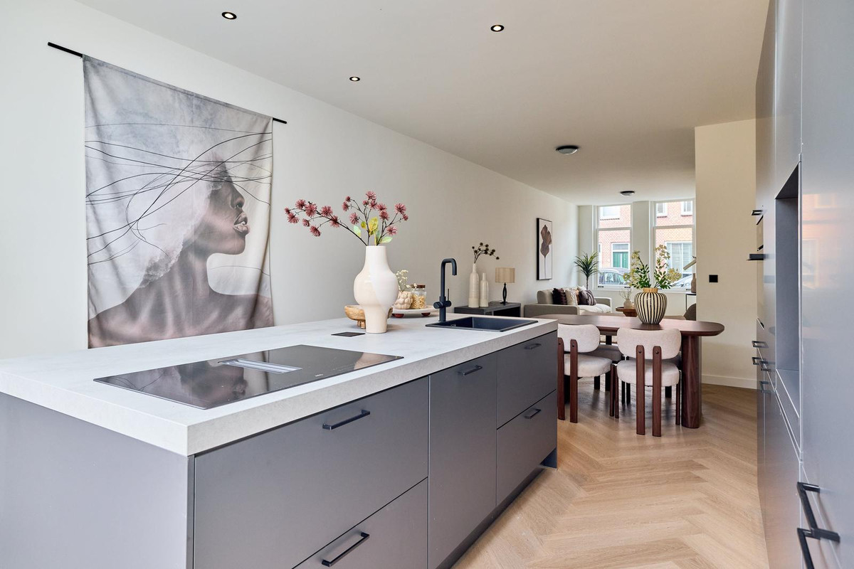 Tussenwoning te koop: paulus van vianenstraat 5, Utrecht