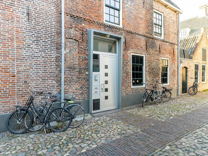 Bloemsteeg 4