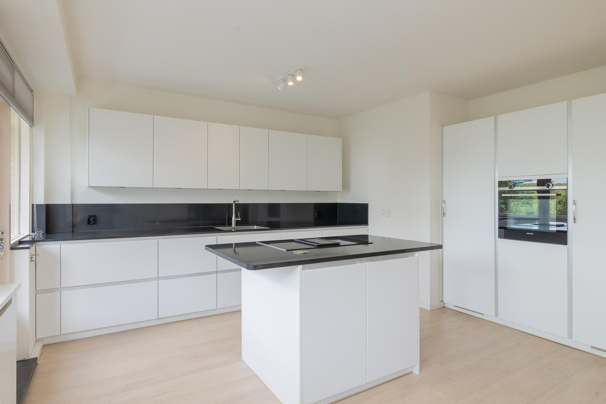 Appartement te koop: Mensinge 30, Amsterdam