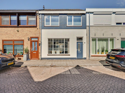 Middelharnissestraat 18