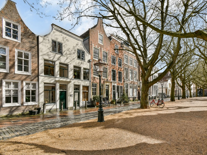 Hooglandse Kerkgracht 14