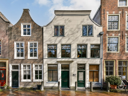 Hooglandse Kerkgracht 14