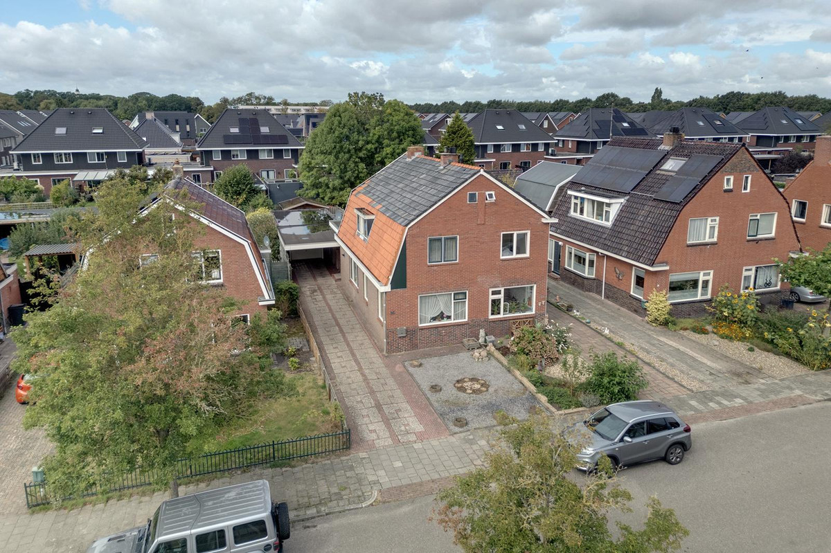 Twee-onder-één-kap te koop: Herenstraat 36, Sappemeer