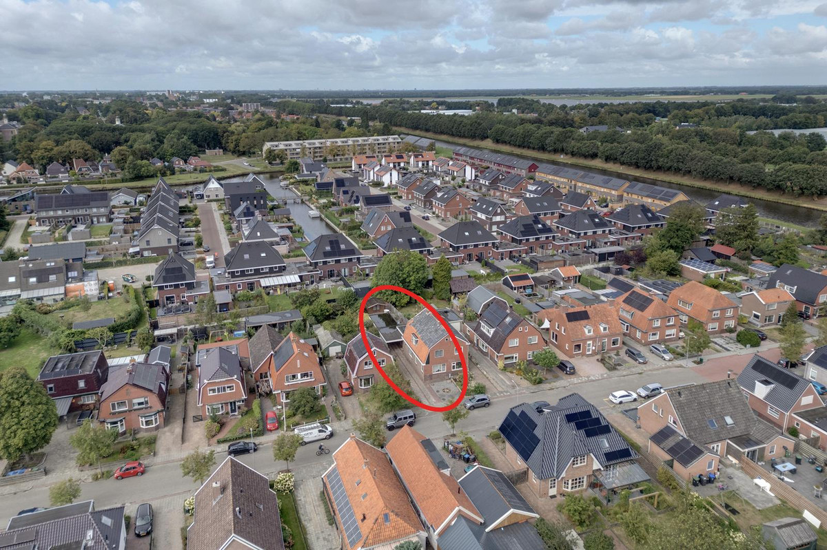 Twee-onder-één-kap te koop: Herenstraat 36, Sappemeer
