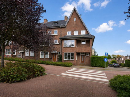 Prins Bernhardstraat 8