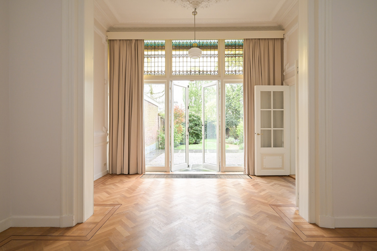 Tussenwoning te huur: Surinamestraat 30, 'S-Gravenhage