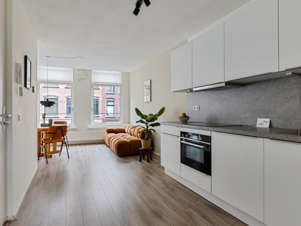 Van der Hoopstraat 63 1