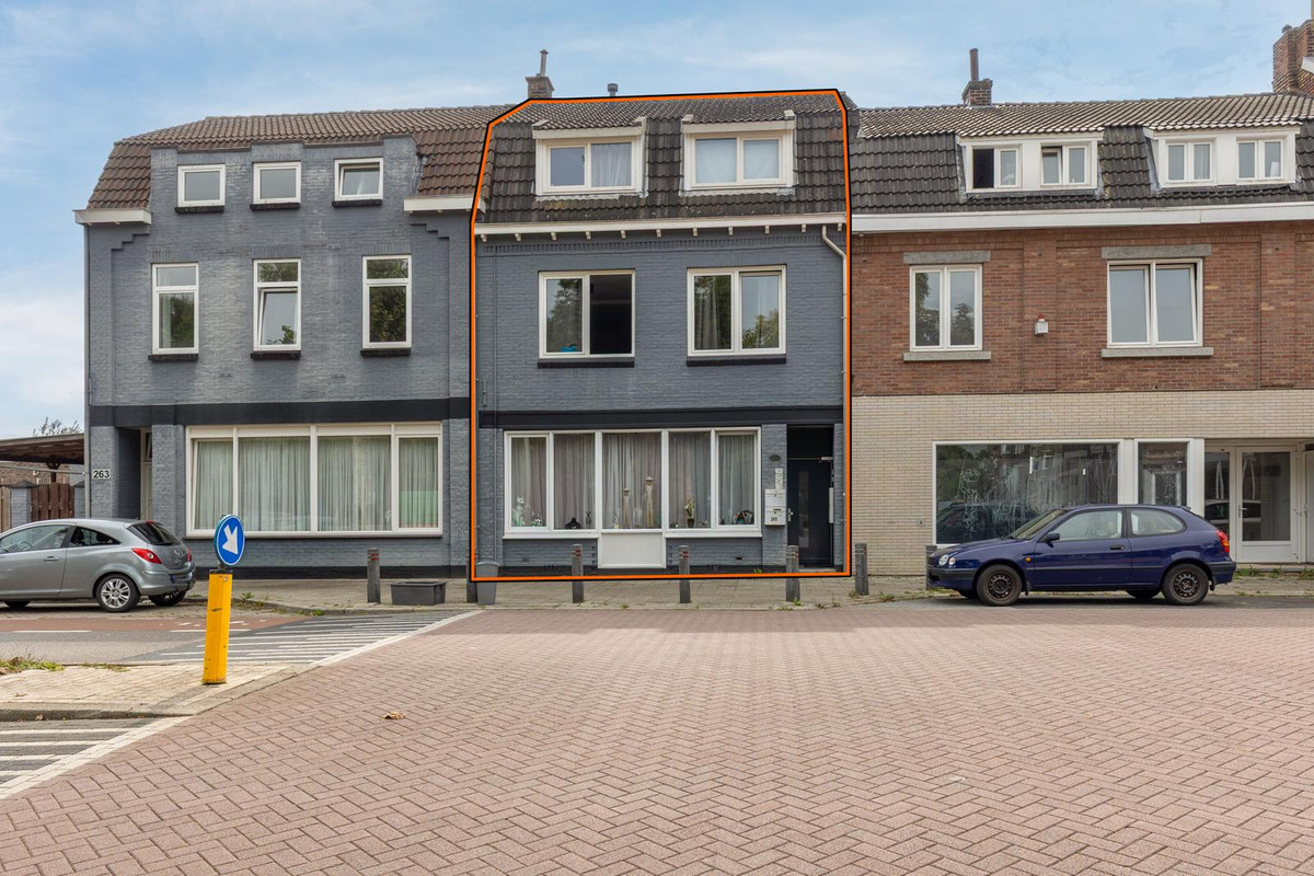 Studio te koop: Burg. Lemmensstraat 265, Geleen