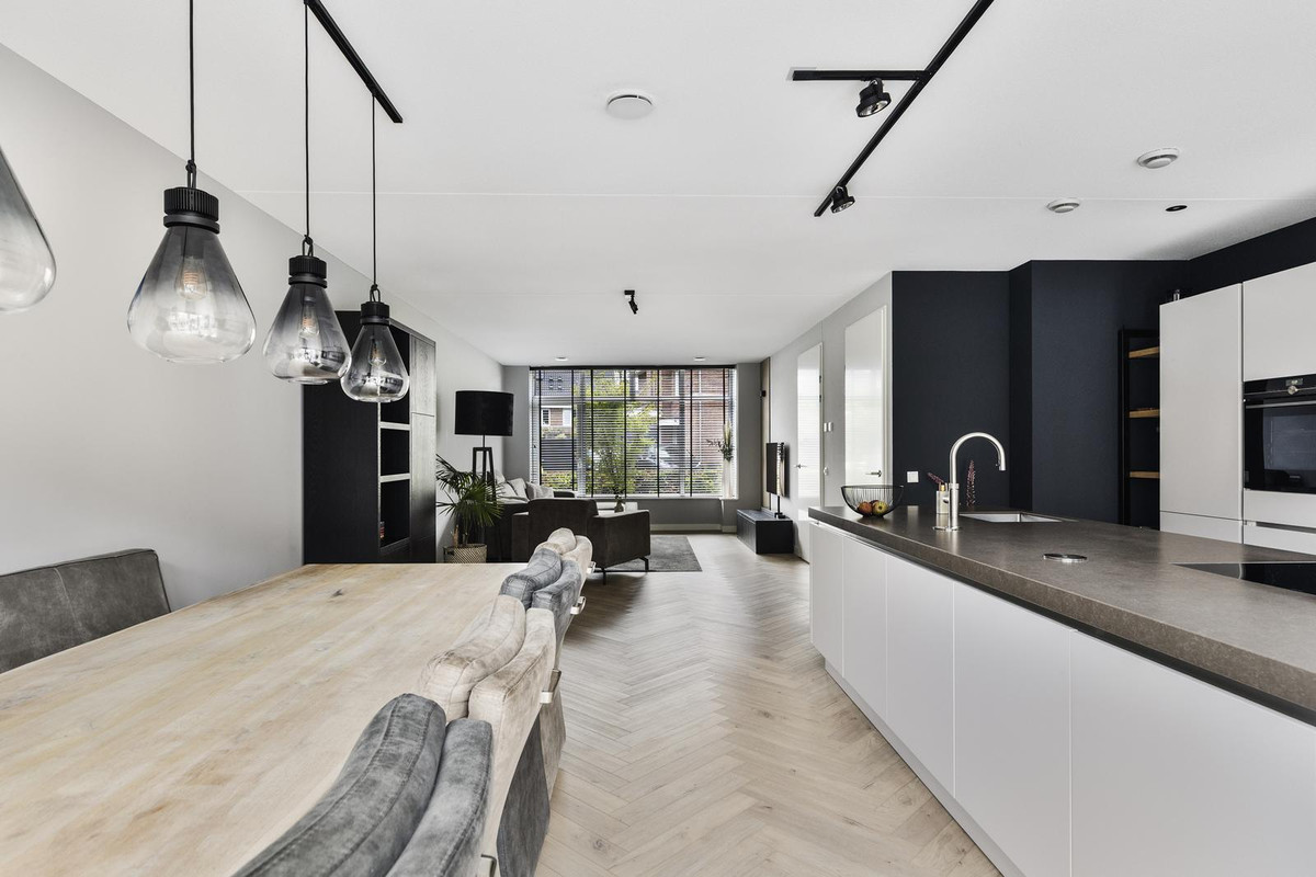 Tussenwoning te koop: François Brandthof 11, Tilburg