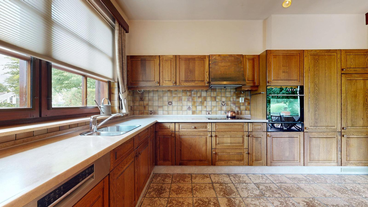 Vrijstaande woning te koop: Geleenbeeklaan 35, Geleen