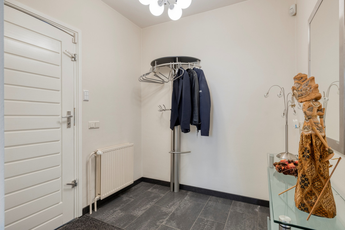 Vrijstaande woning te koop: Nieuwe Zandstraat 3, Halsteren