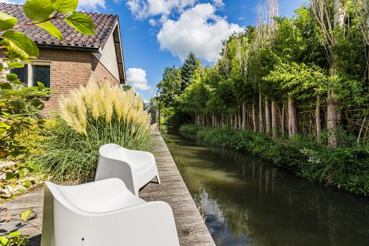 Vrijstaande woning te koop: C. Sluijterstraat 31, Zwammerdam