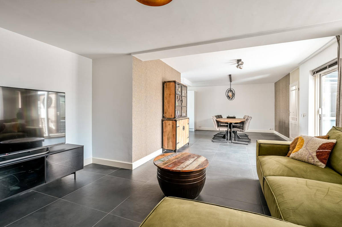 Hoekwoning te koop: Kamperfoeliestraat 18, Almere