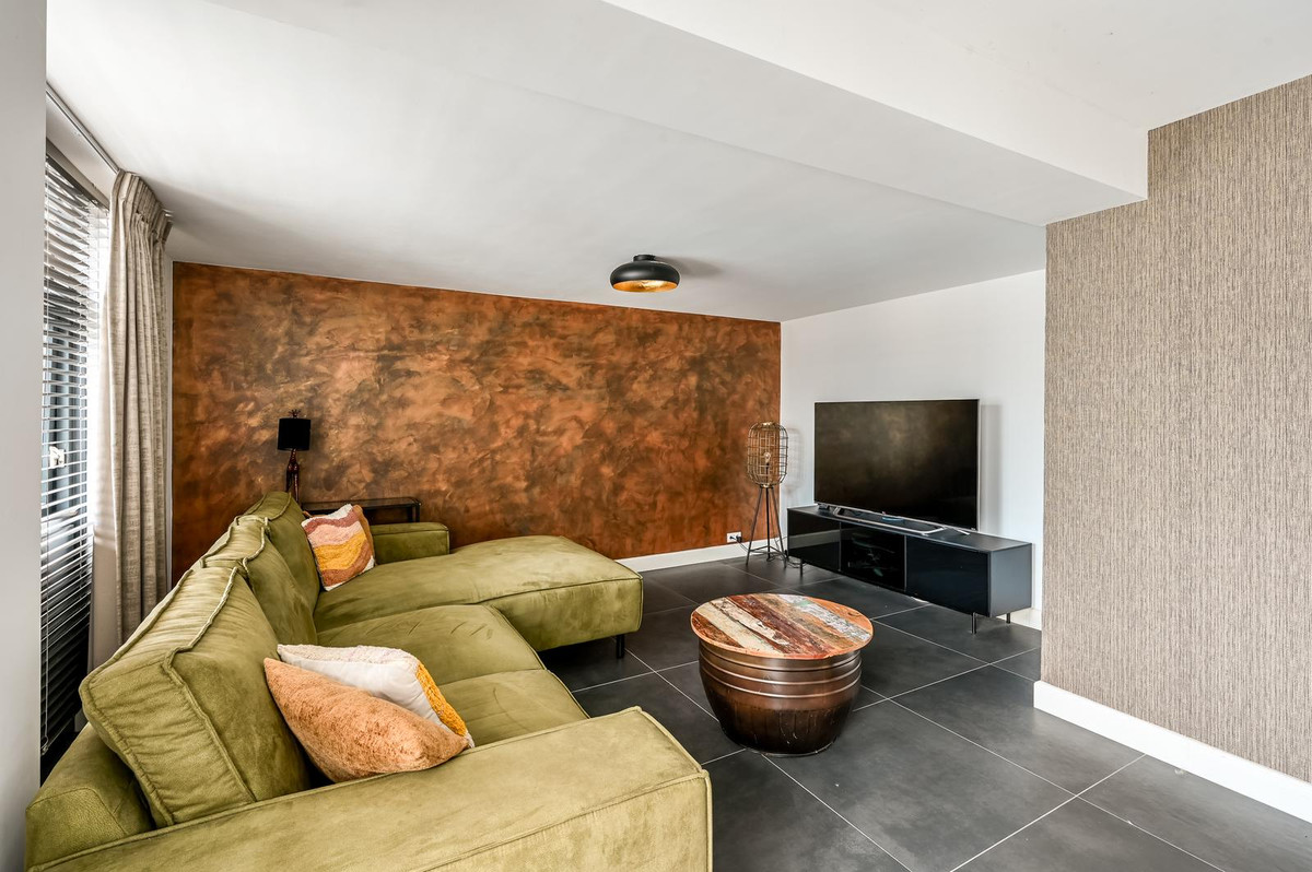 Hoekwoning te koop: Kamperfoeliestraat 18, Almere