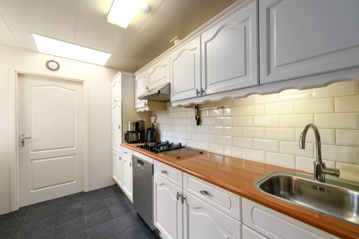 Hoekwoning te koop: A. Rampionstrjitte 34, Bakhuizen