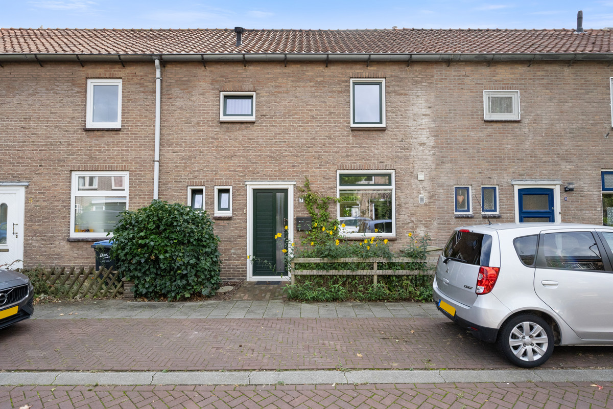 Tussenwoning te koop: Korhoenstraat 7, Nijmegen