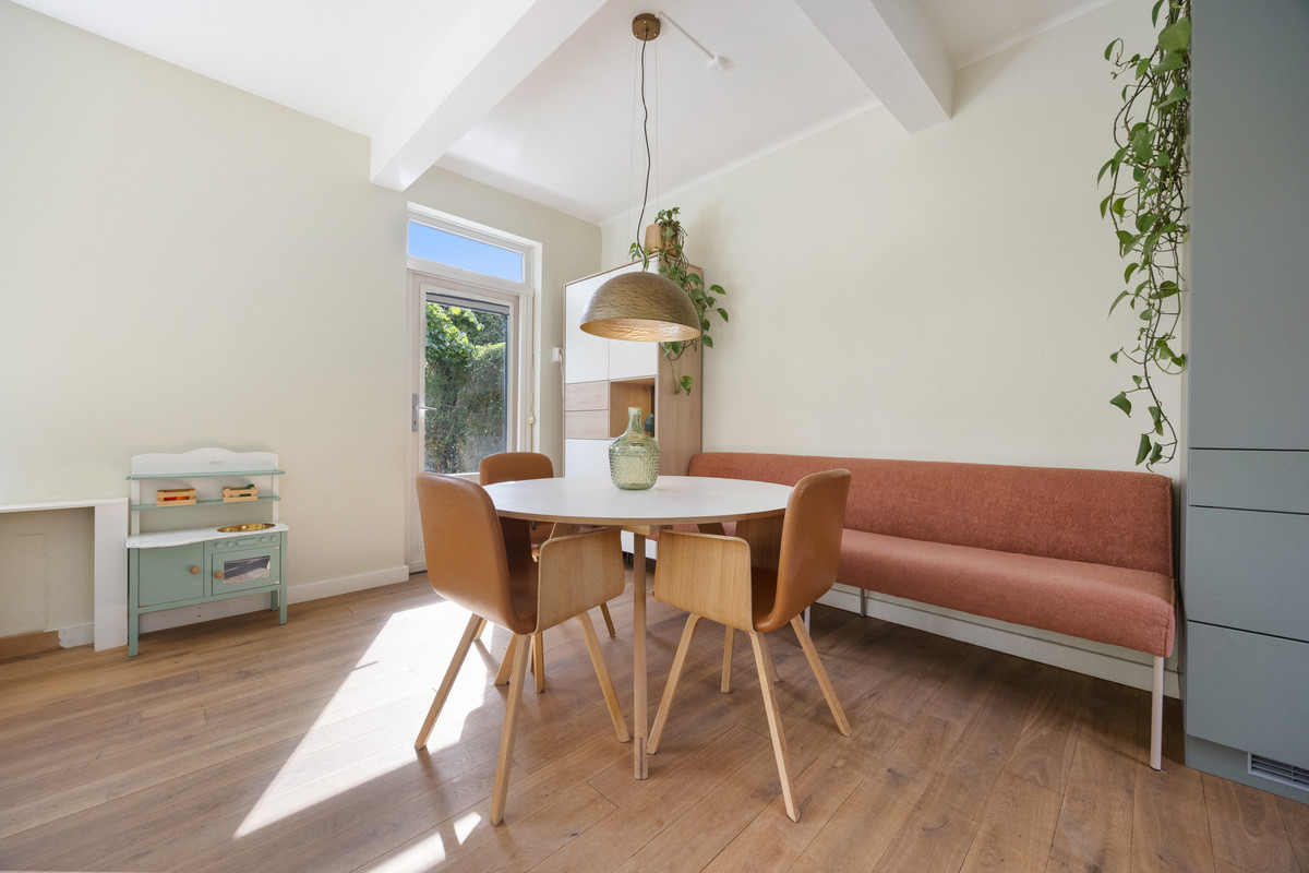 Tussenwoning te koop: Korhoenstraat 7, Nijmegen