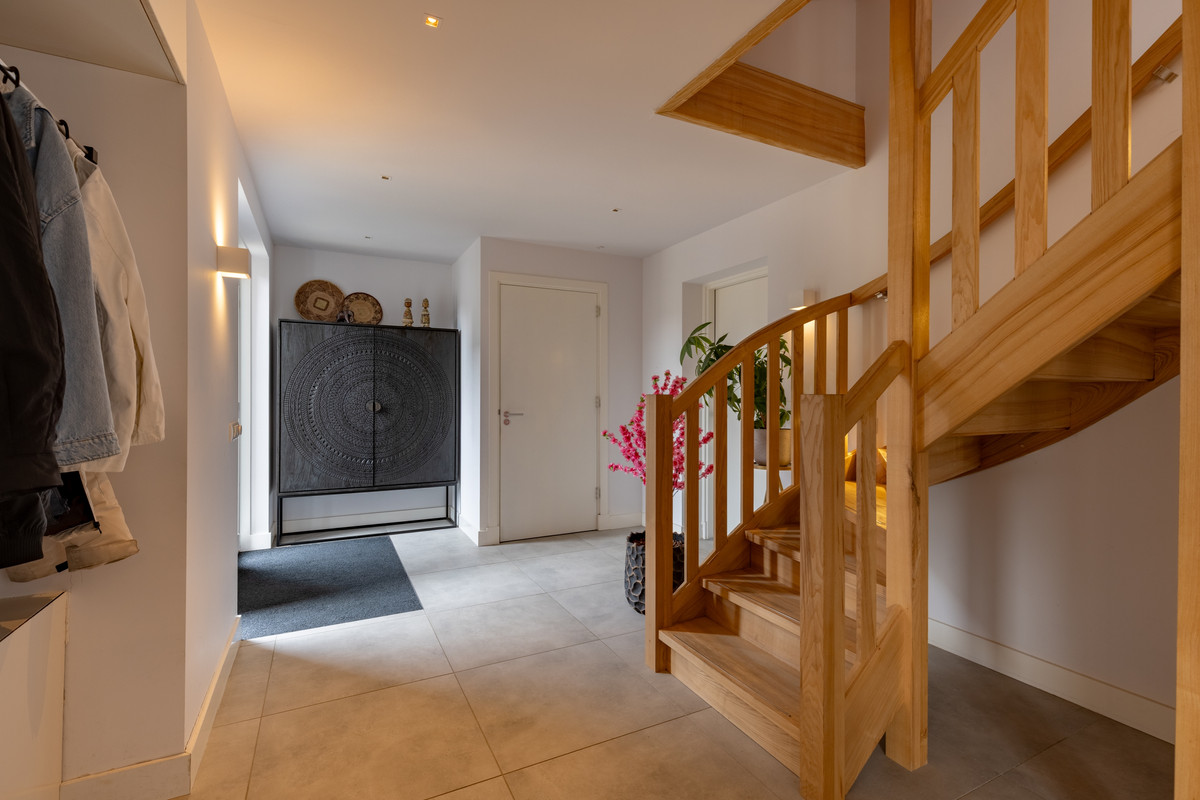 Vrijstaande woning te koop: Haarspit 3, Holten