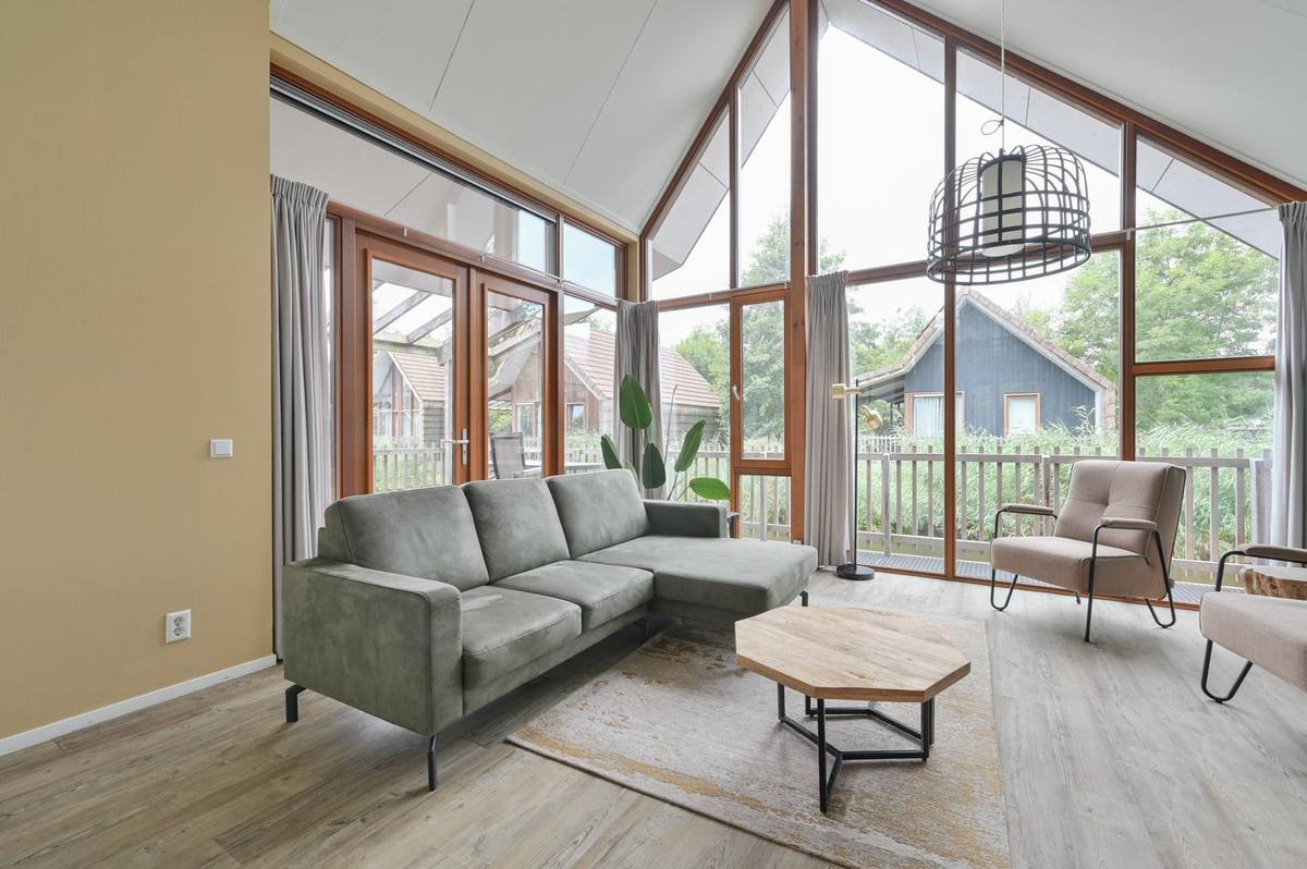 Tussenwoning te koop: Verlengde Breevaart 3-123, Reeuwijk