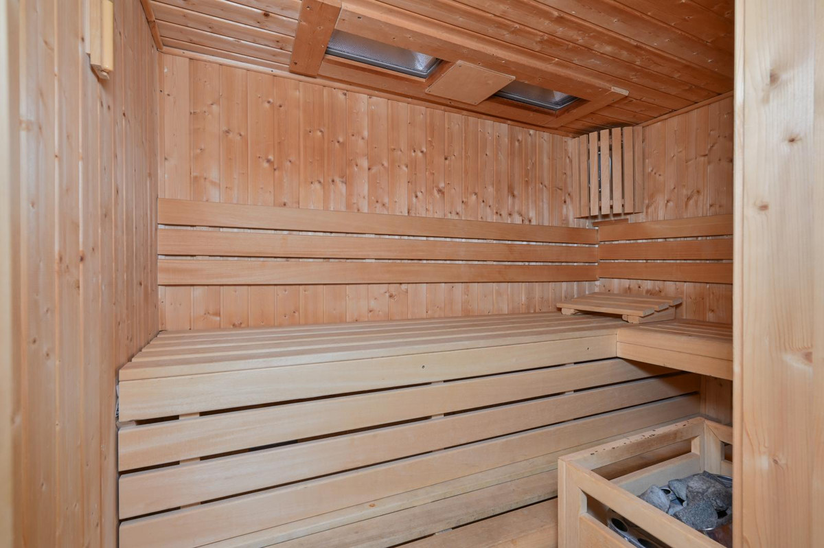 Tussenwoning te koop: Verlengde Breevaart 3-123, Reeuwijk