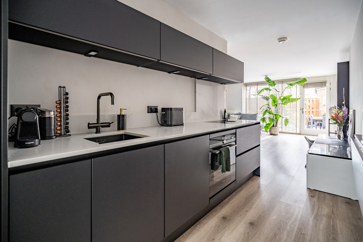 Appartement te koop: Drebbelstraat 2C, 'S-Gravenhage