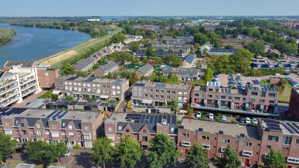 Hoekwoning te koop: Stuurboord 18, Oud-Beijerland