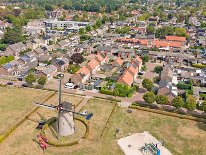 De Vang 8