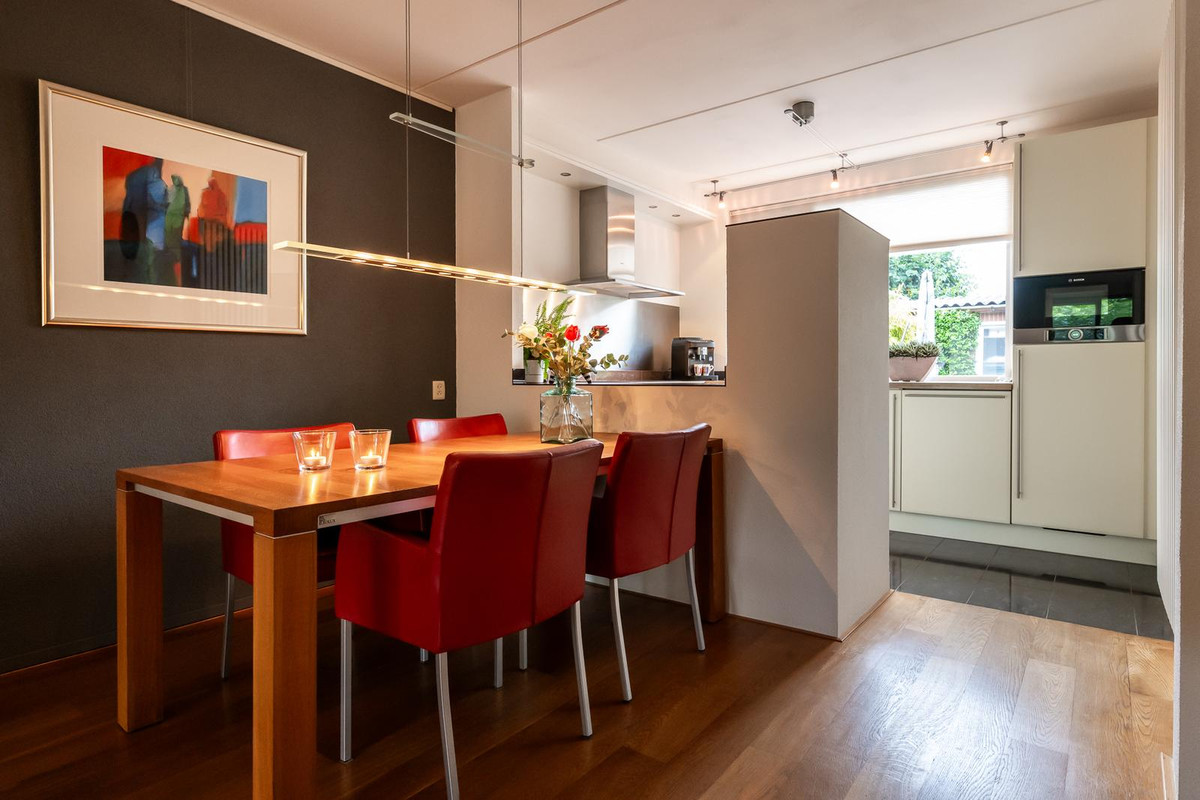 Tussenwoning te koop: Wolvepad 38, Berghem