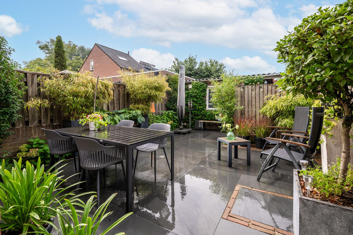 Tussenwoning te koop: Wolvepad 38, Berghem