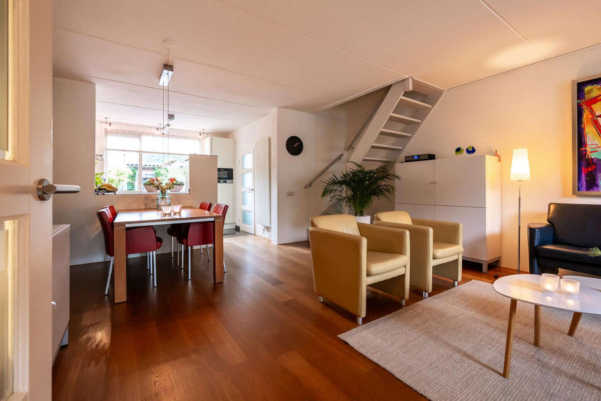 Tussenwoning te koop: Wolvepad 38, Berghem