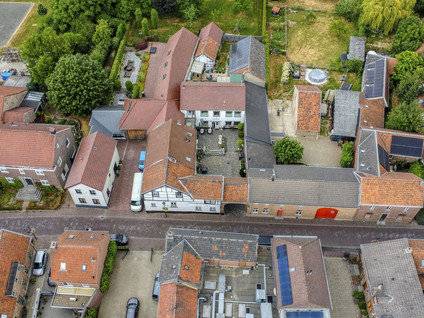 Dorpstraat 10