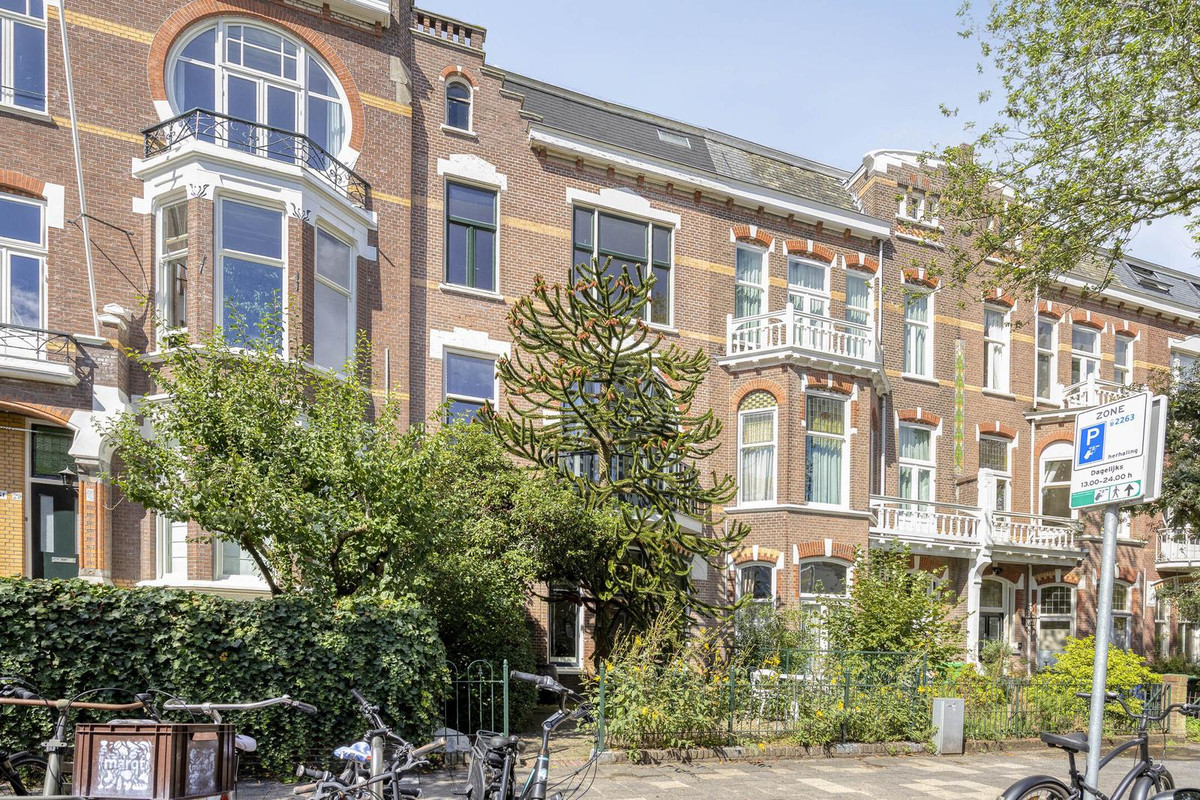 Tussenwoning te koop: Frankenslag 27, 'S-Gravenhage