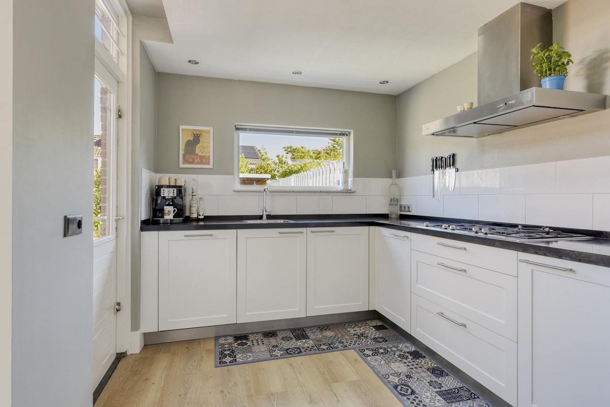 Tussenwoning te koop: Spechtstraat 8, Winterswijk