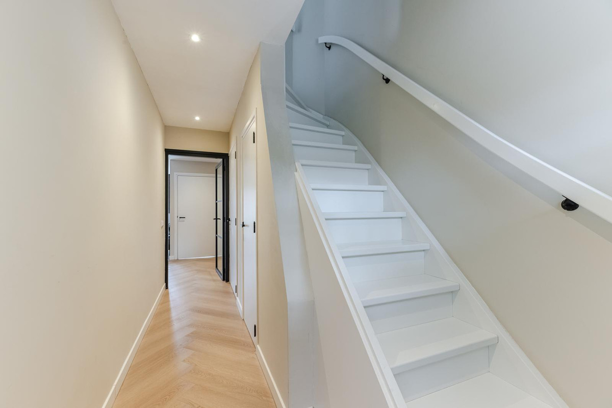 Tussenwoning te koop: Beatrixhof 28, Tilburg