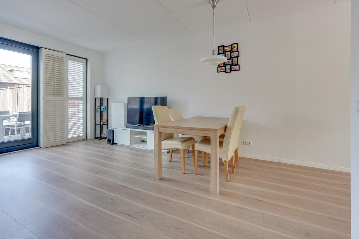 Tussenwoning te koop: Nat'King'Colestraat 40, Utrecht