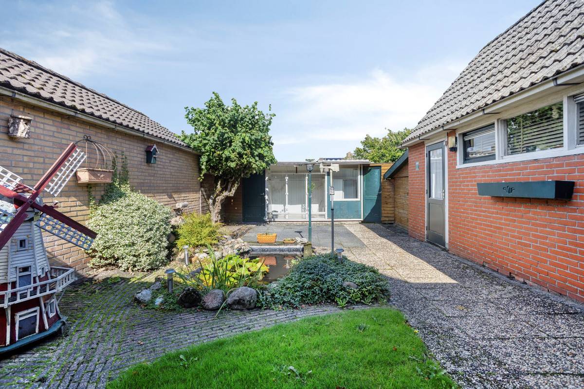 Vrijstaande woning te koop: Zuiderdiep 579, Nieuw-Buinen