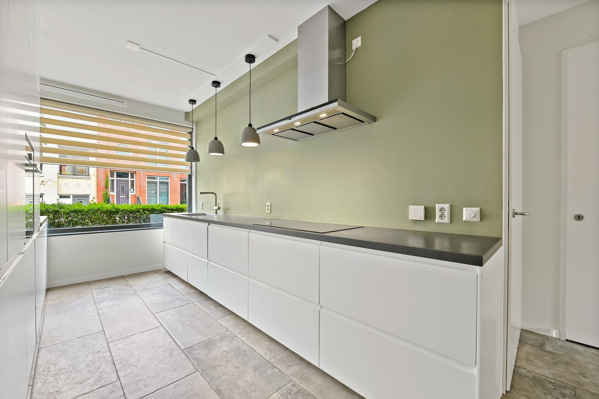 Hoekwoning te koop: Wandeloordlaan 105, Rotterdam