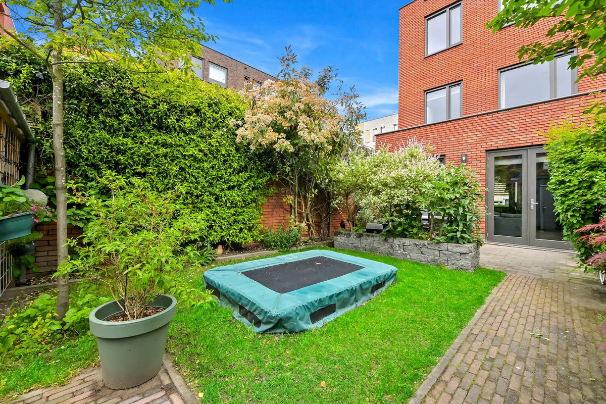 Hoekwoning te koop: Wandeloordlaan 105, Rotterdam