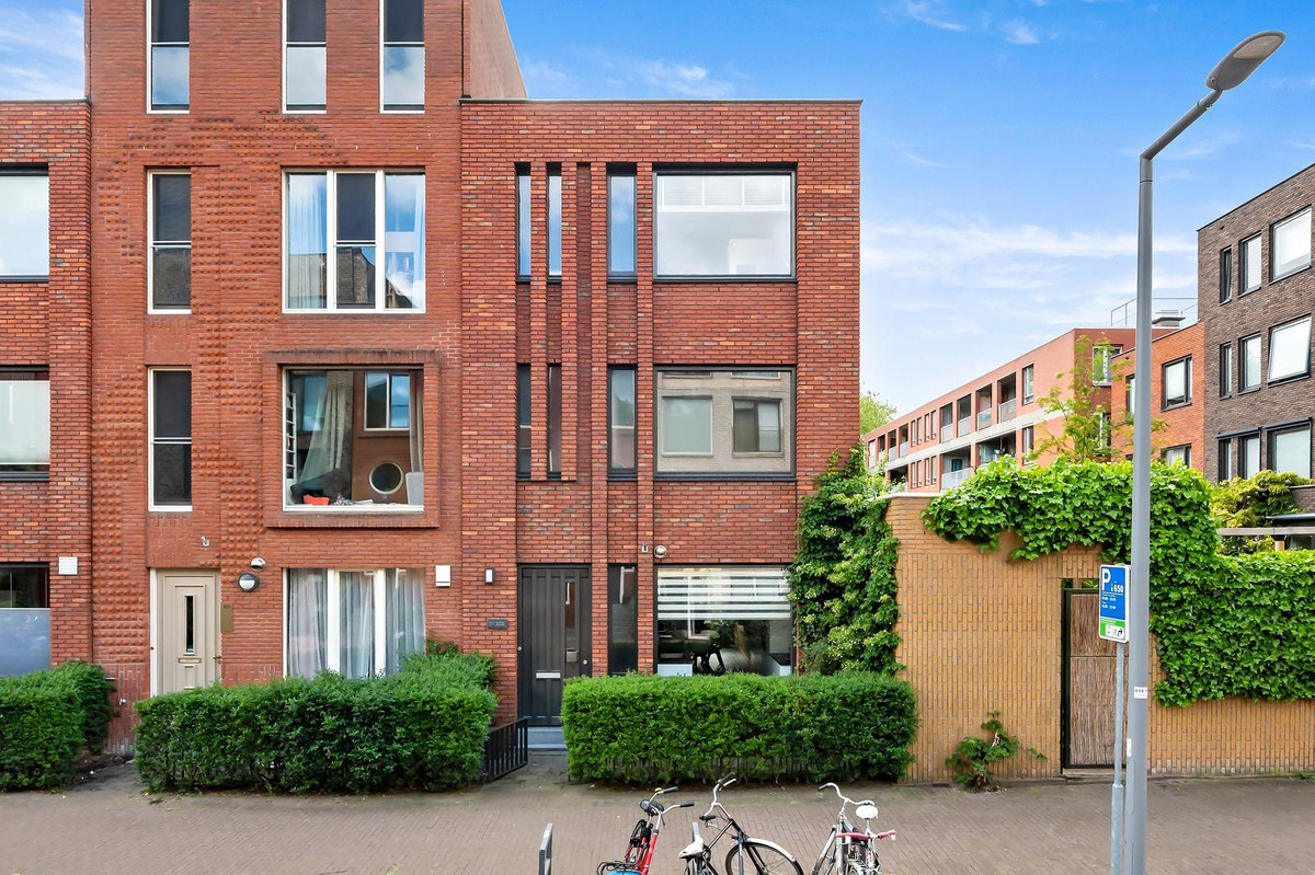 Hoekwoning te koop: Wandeloordlaan 105, Rotterdam