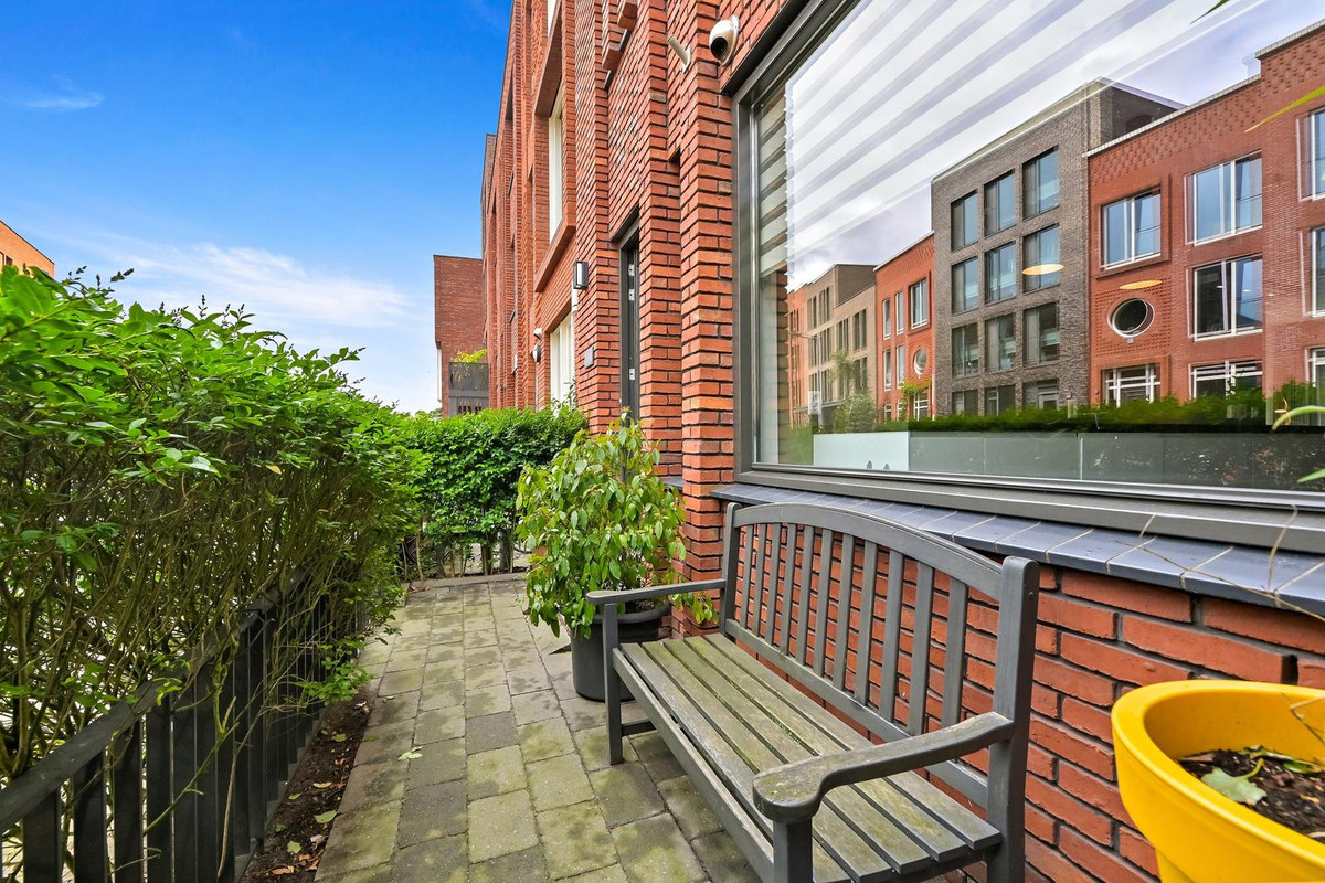 Hoekwoning te koop: Wandeloordlaan 105, Rotterdam