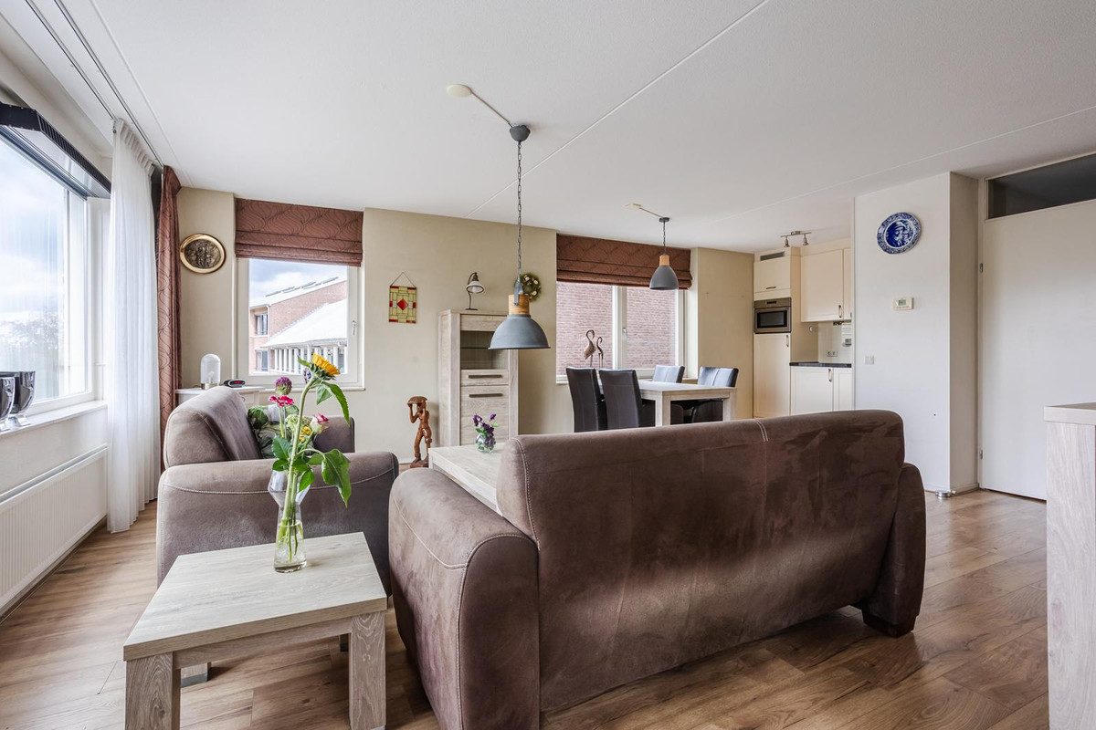 Appartement te koop: Botermarkt 117, Uden